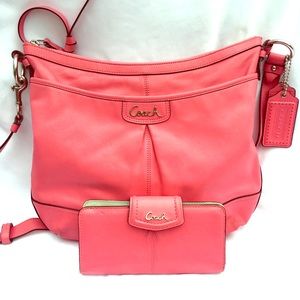 Coach bag and wallet set in pink. Excellent cond.